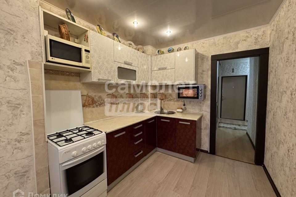 Продаётся 5-комнатная квартира, 102 м²