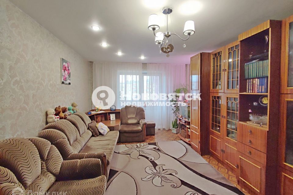 Продаётся 3-комнатная квартира, 72 м²