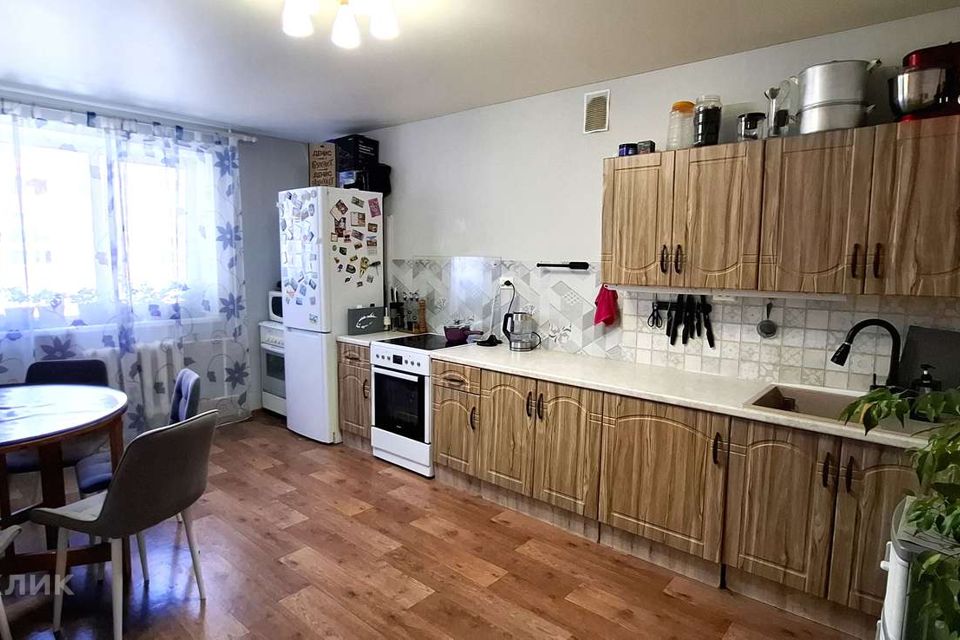 Продаётся 3-комнатная квартира, 90.3 м²