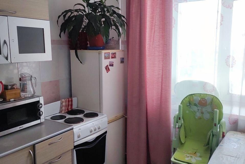 Продаётся 3-комнатная квартира, 65.8 м²