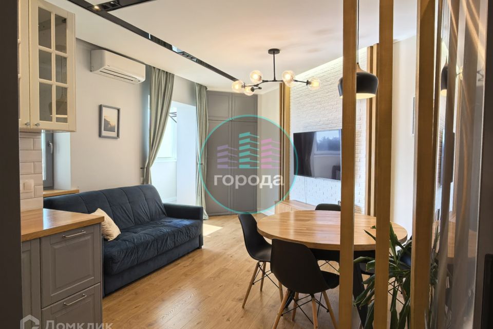 Продаётся 2-комнатная квартира, 72.4 м²