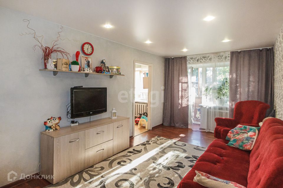 Продаётся 3-комнатная квартира, 54.4 м²