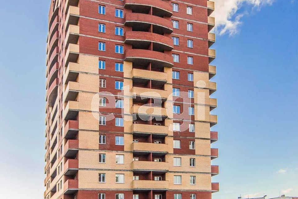 Продаётся 3-комнатная квартира, 83 м²