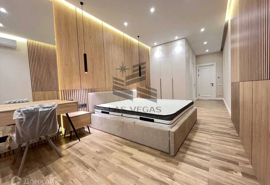 Сдаётся 3-комнатная квартира, 109 м²