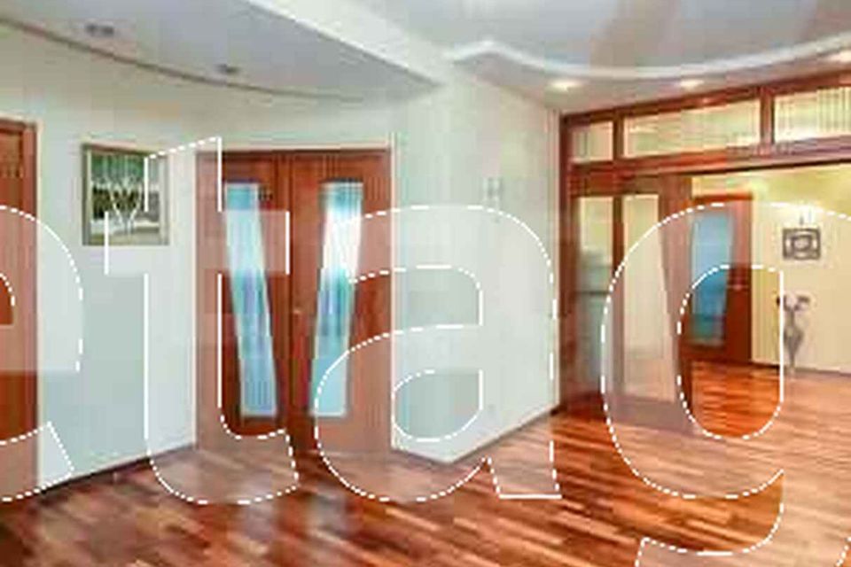 Продаётся 4-комнатная квартира, 153 м²