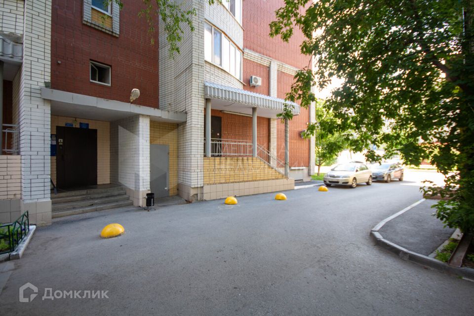 Продаётся 3-комнатная квартира, 112 м²