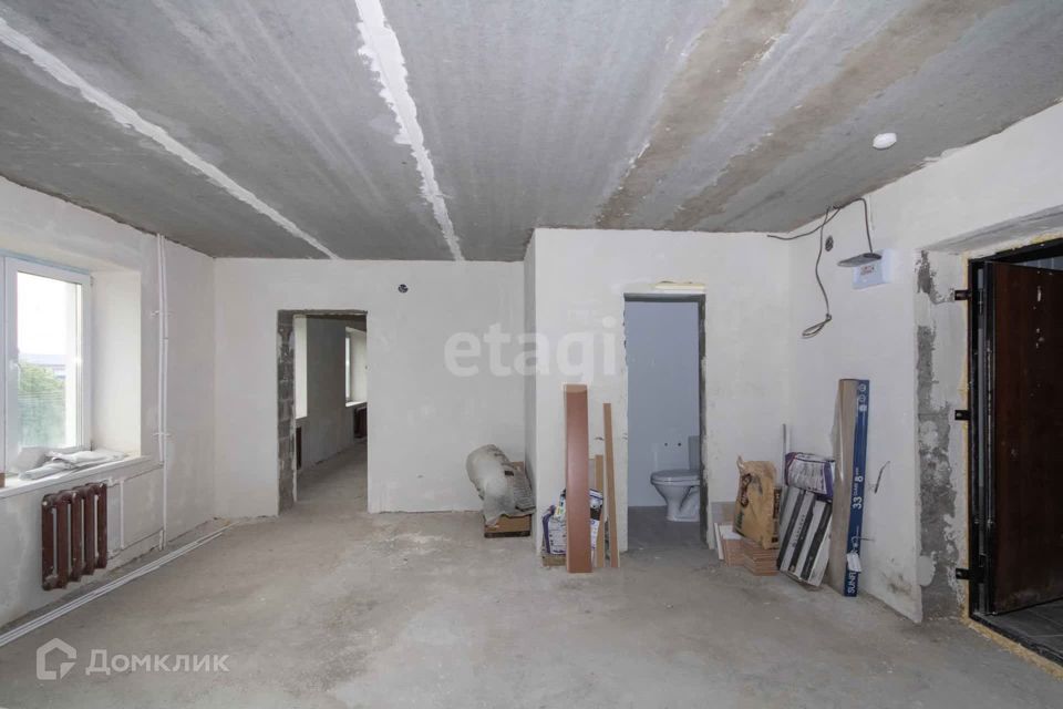 Продаётся 2-комнатная квартира, 61.6 м²