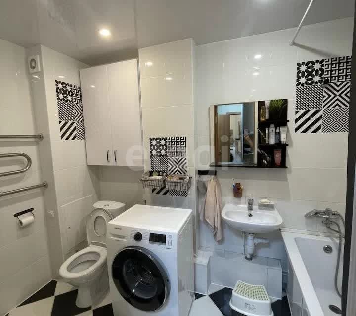 Продаётся 1-комнатная квартира, 39.8 м²