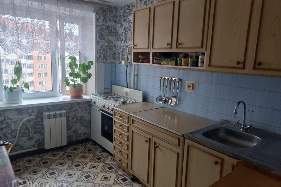 Продаётся 3-комнатная квартира, 59.8 м²