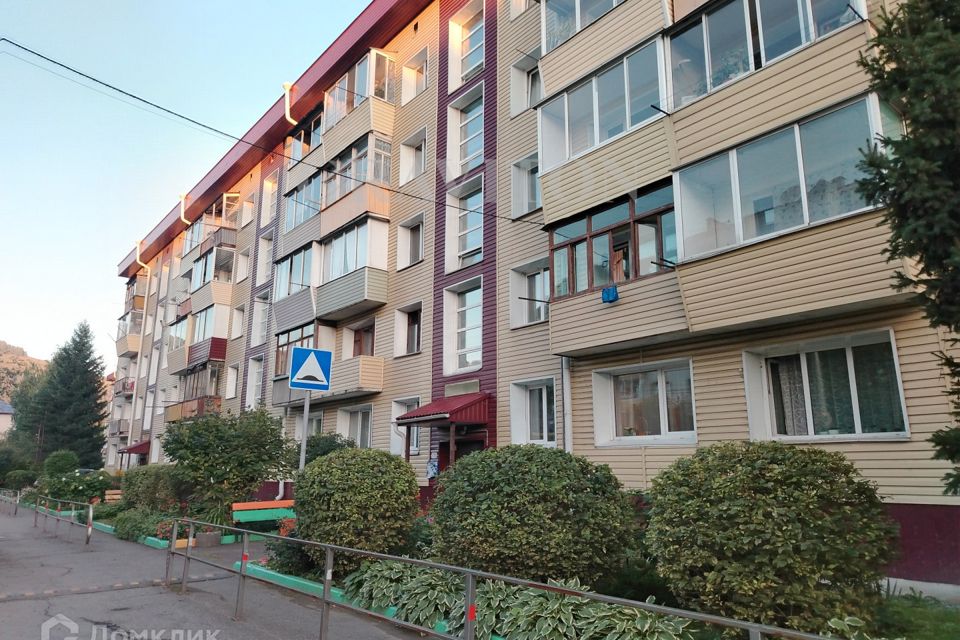 Продаётся 3-комнатная квартира, 58.8 м²