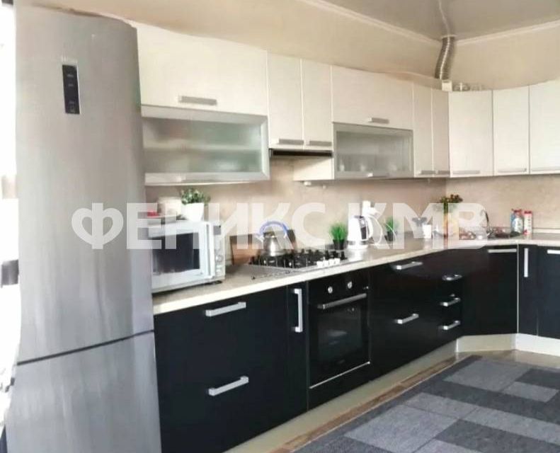 Продаётся 2-комнатная квартира, 75 м²