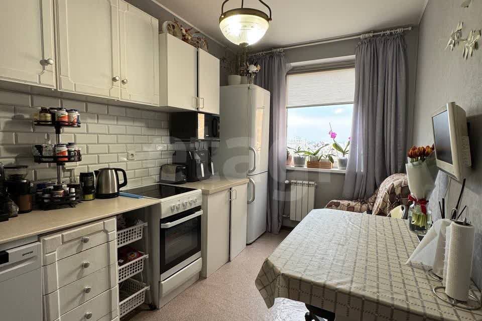 Продаётся 2-комнатная квартира, 58.6 м²