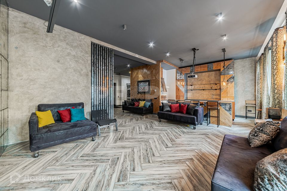 Продаётся 2-комнатная квартира, 120 м²
