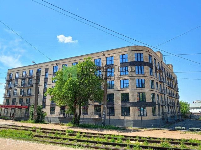 Продаётся 1-комнатная квартира, 43 м²