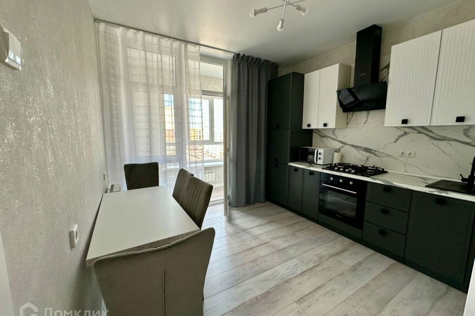 Сдаётся 2-комнатная квартира, 55.7 м²