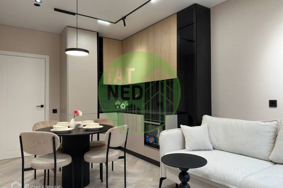 Продаётся 1-комнатная квартира, 43 м²