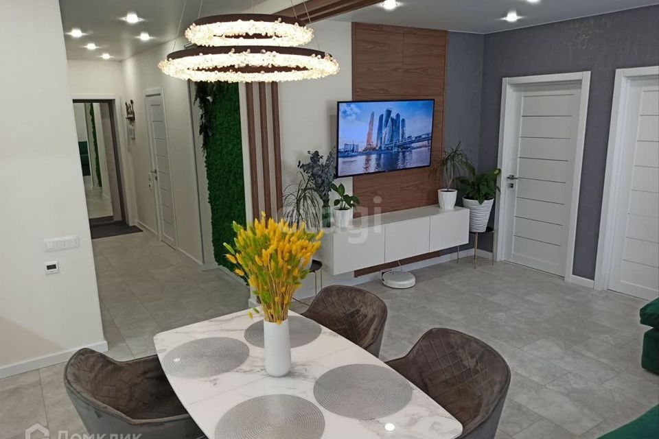 Продаётся 2-комнатная квартира, 72.9 м²