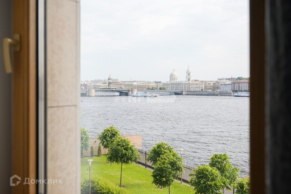 Сдаётся 3-комнатная квартира, 97 м²