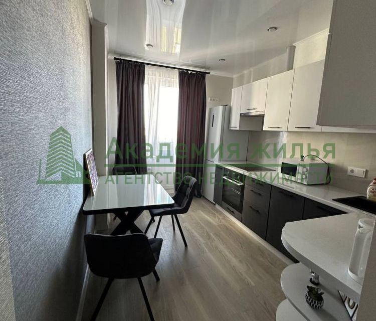 Сдаётся 1-комнатная квартира, 40 м²