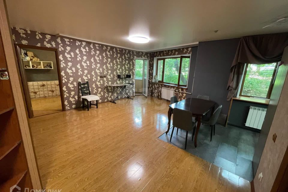 Сдаётся 1-комнатная квартира, 54 м²