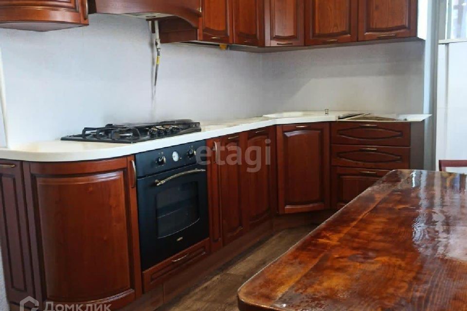 Продаётся 1-комнатная квартира, 43.7 м²