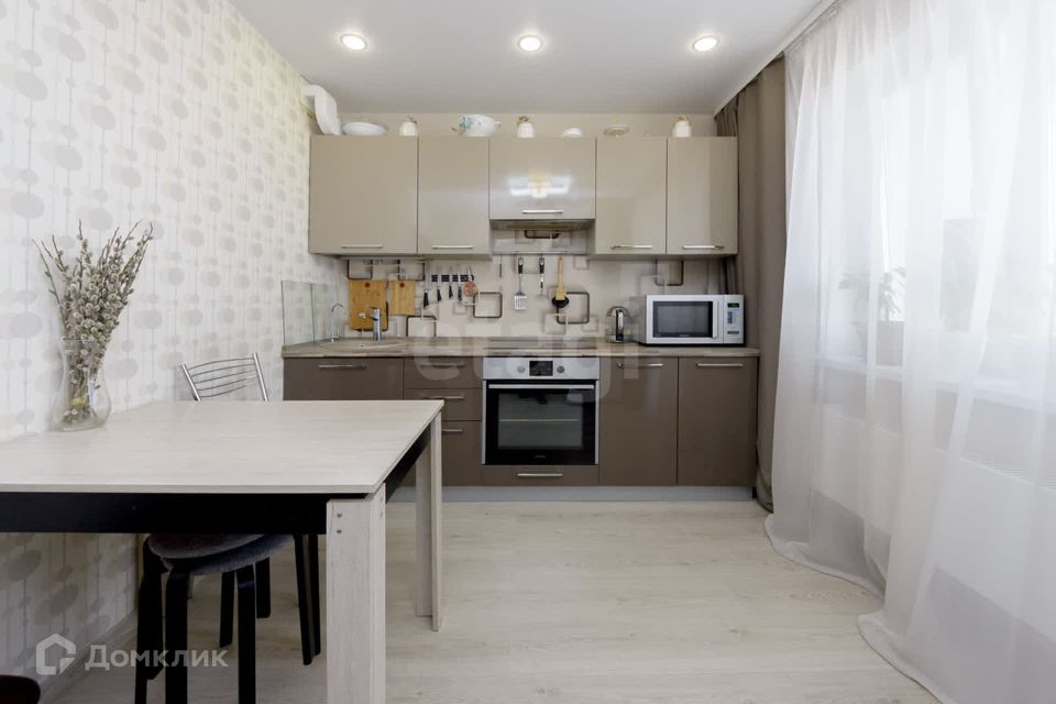 Продаётся 2-комнатная квартира, 56 м²