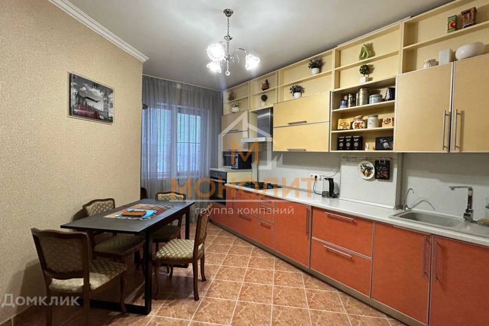 Продаётся 2-комнатная квартира, 74 м²