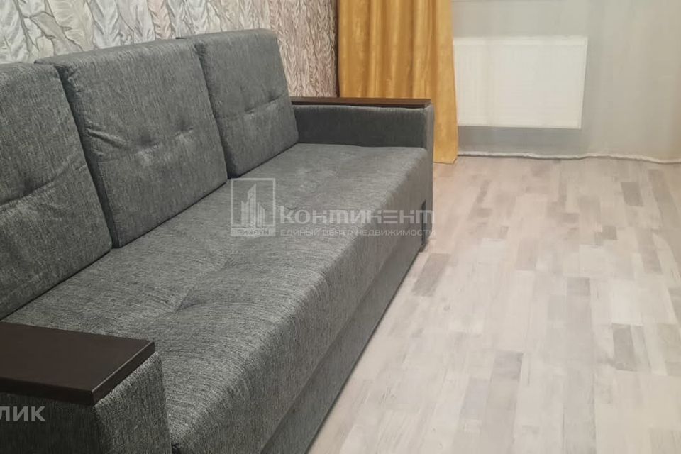 Сдаётся 1-комнатная квартира, 38 м²