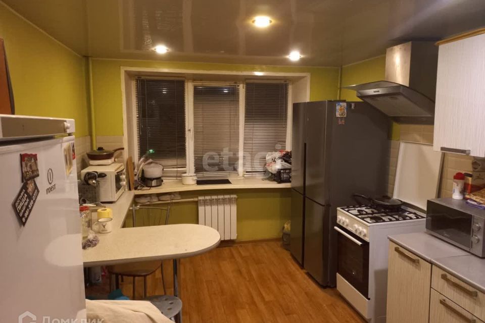 Продаётся 6-комнатная квартира, 105.2 м²