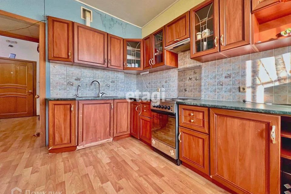 Продаётся 1-комнатная квартира, 41.8 м²