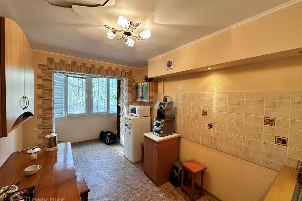Продаётся 4-комнатная квартира, 68.3 м²