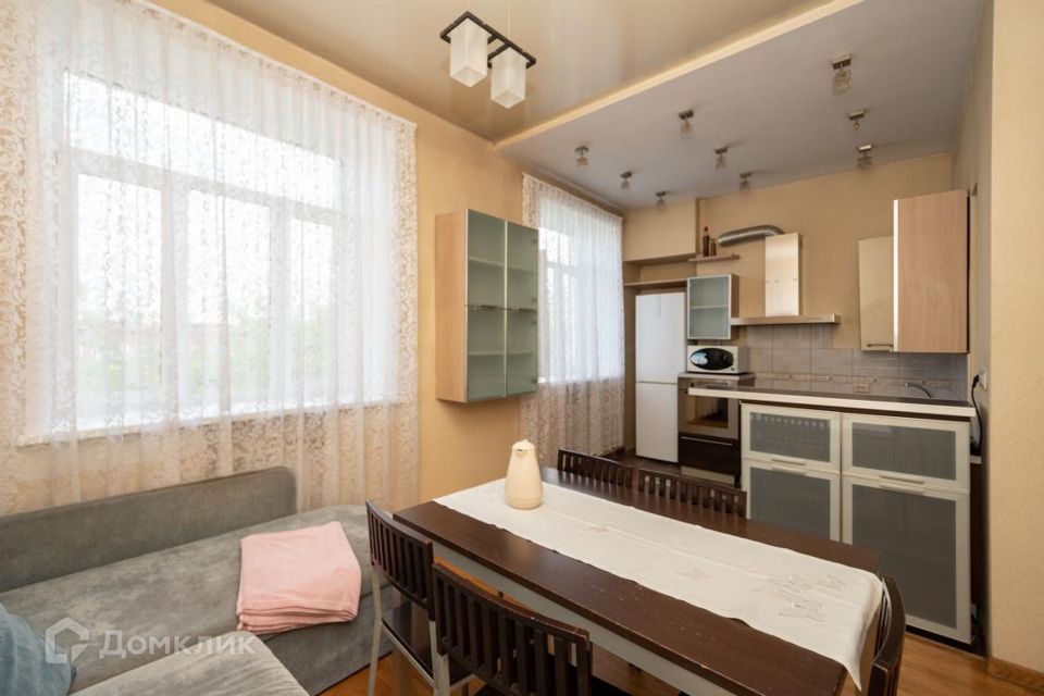 Продаётся 3-комнатная квартира, 72 м²
