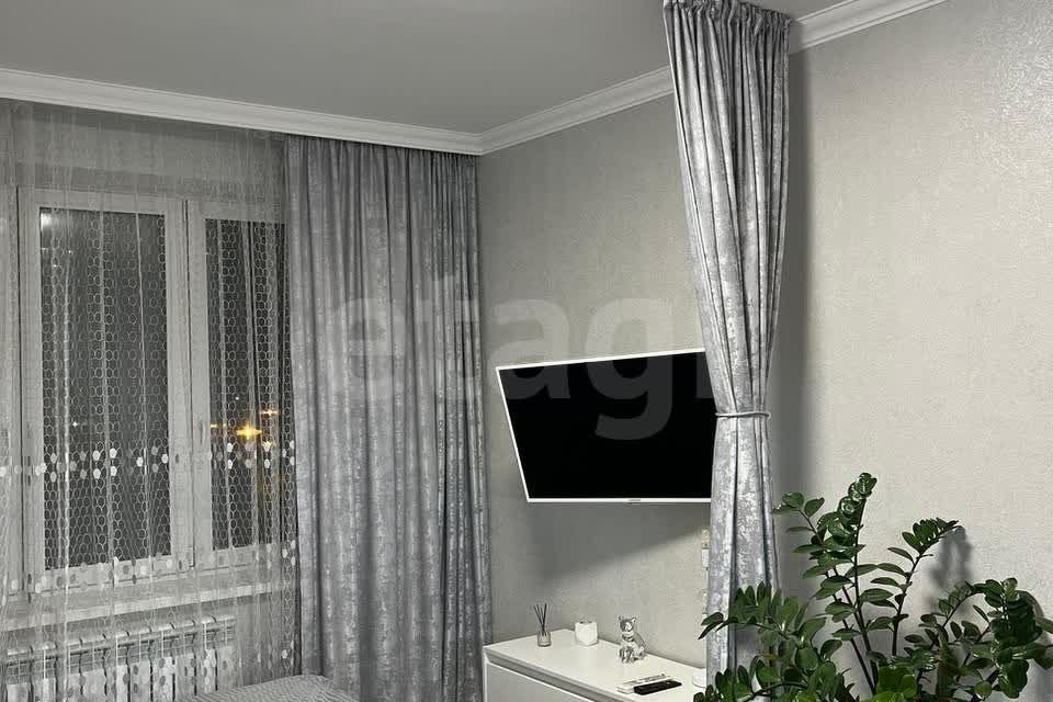 Продаётся 1-комнатная квартира, 38 м²