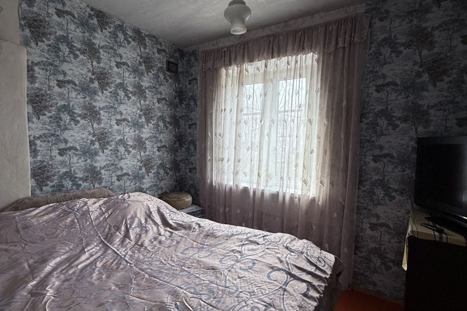 Продаётся 3-комнатная квартира, 41.6 м²