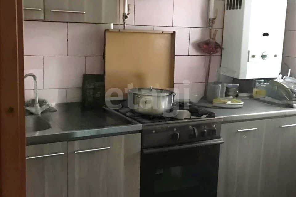 Продаётся 3-комнатная квартира, 57 м²