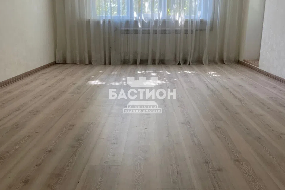 Продаётся 3-комнатная квартира, 72 м²