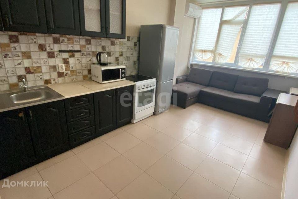 Продаётся 1-комнатная квартира, 43.4 м²