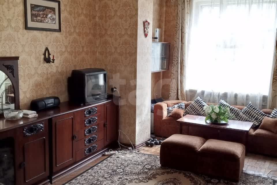 Продаётся 3-комнатная квартира, 65 м²