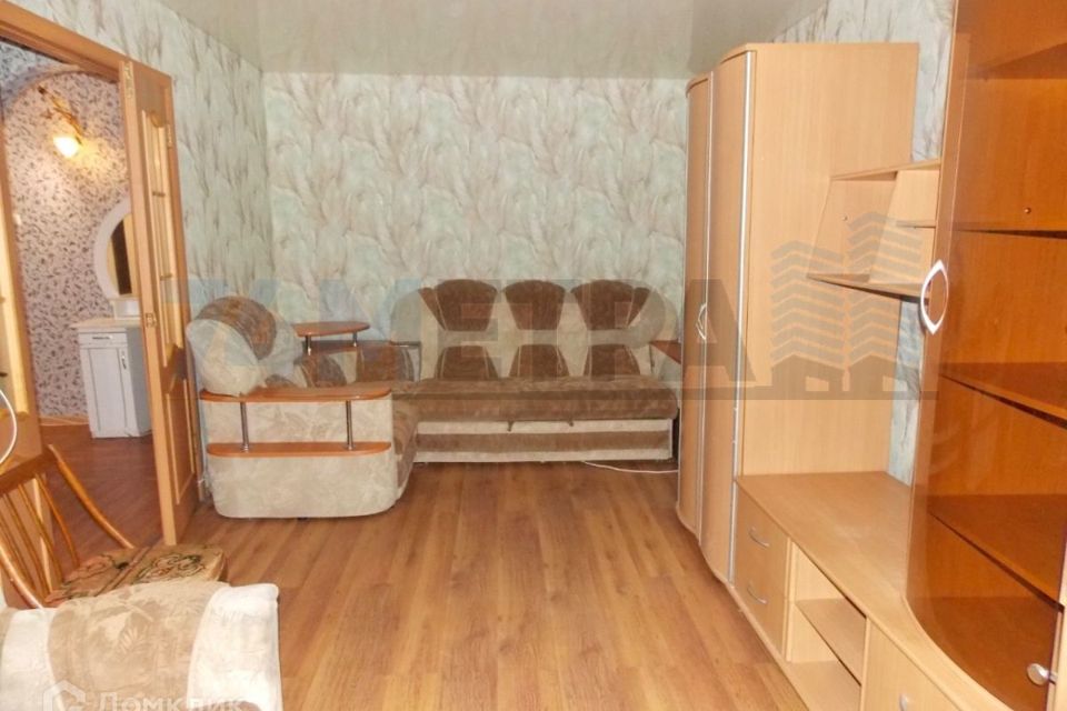 Сдаётся 1-комнатная квартира, 38 м²