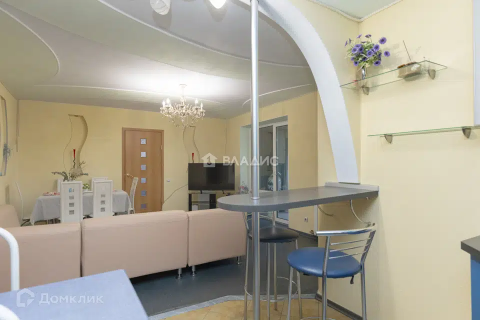 Продаётся 2-комнатная квартира, 58.2 м²