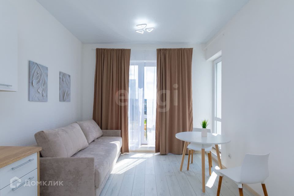 Продаётся 1-комнатная квартира, 37.9 м²