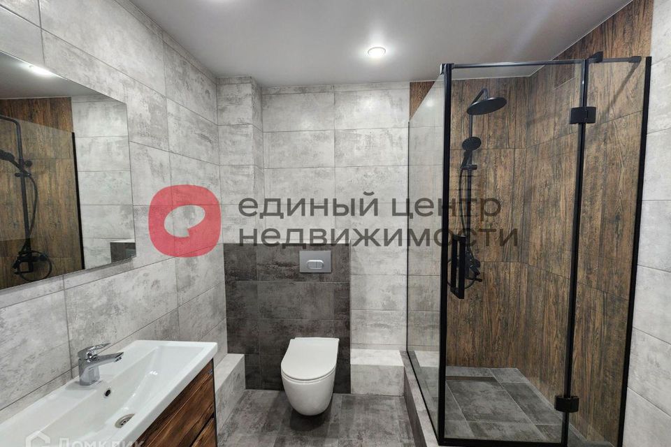 Продаётся 1-комнатная квартира, 37.3 м²