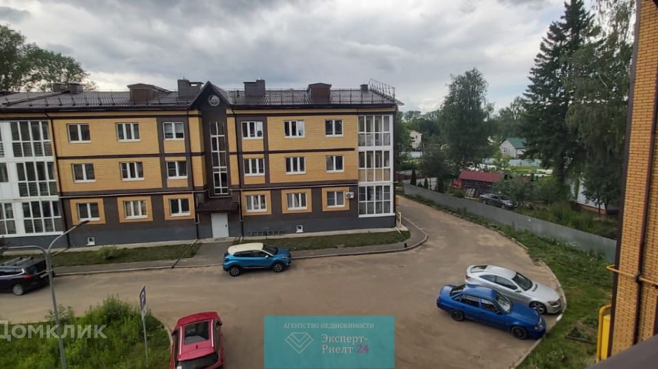 Продаётся 3-комнатная квартира, 114.8 м²