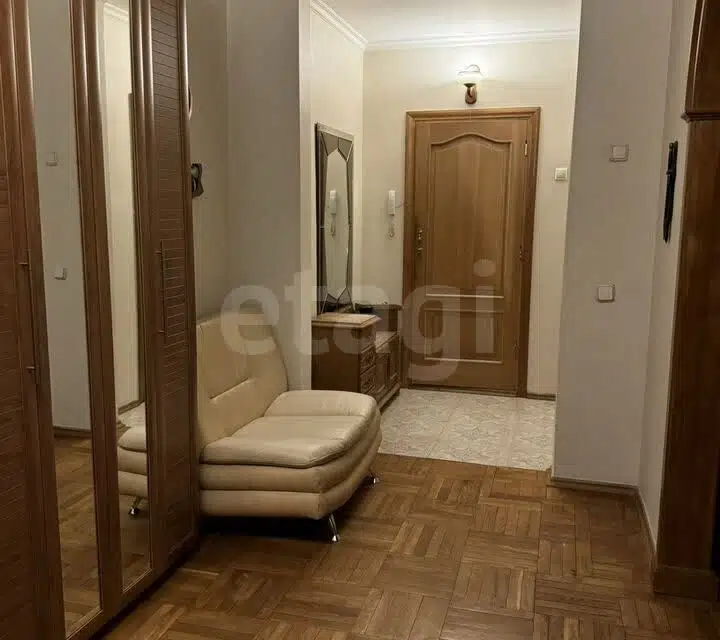 Продаётся 3-комнатная квартира, 80.3 м²