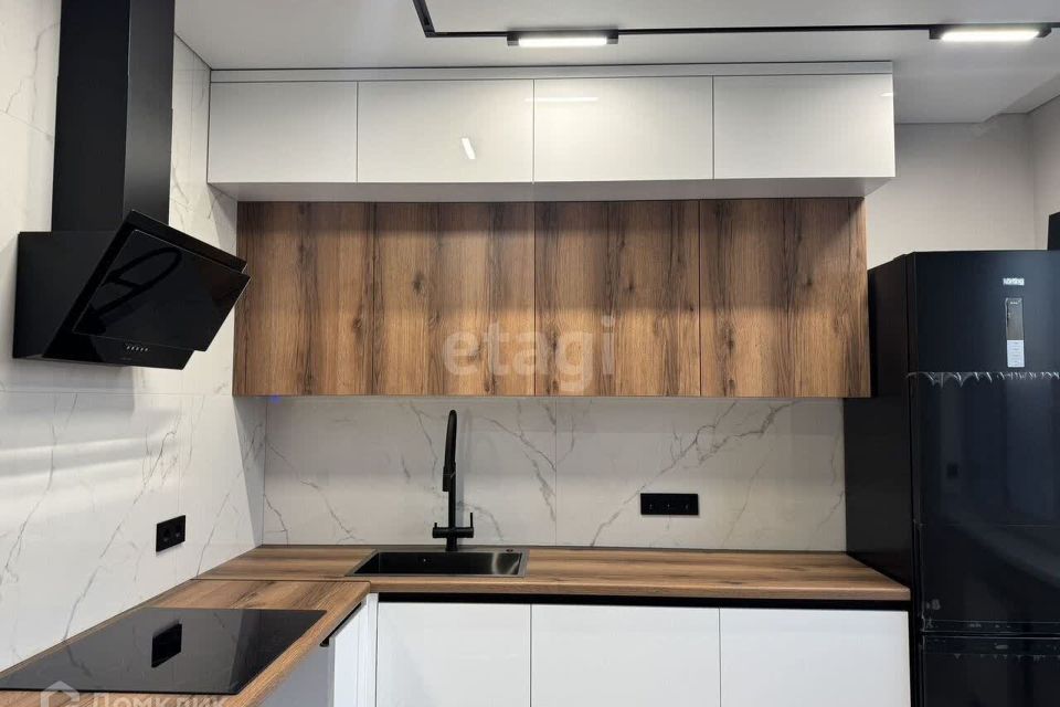 Продаётся 2-комнатная квартира, 56 м²