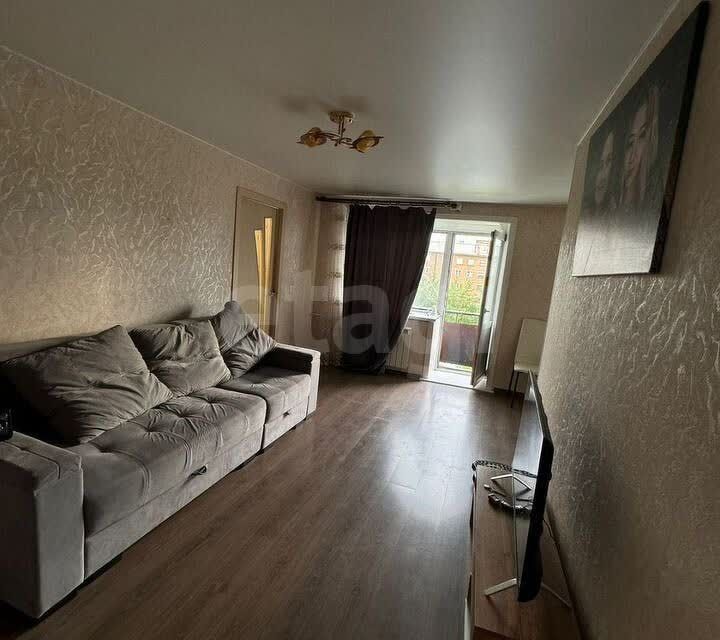 Продаётся 2-комнатная квартира, 43.3 м²