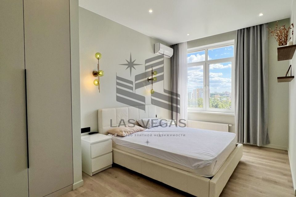 Сдаётся 2-комнатная квартира, 65 м²