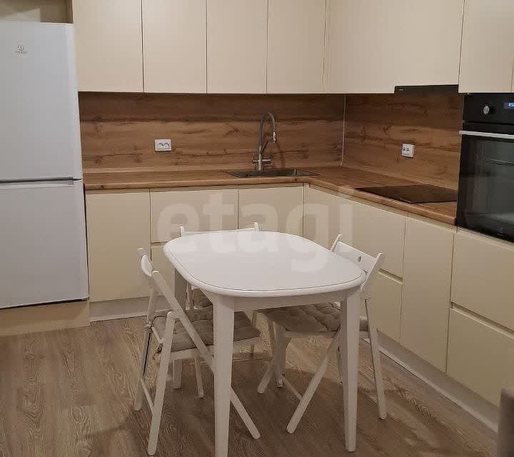 Продаётся 1-комнатная квартира, 44.88 м²