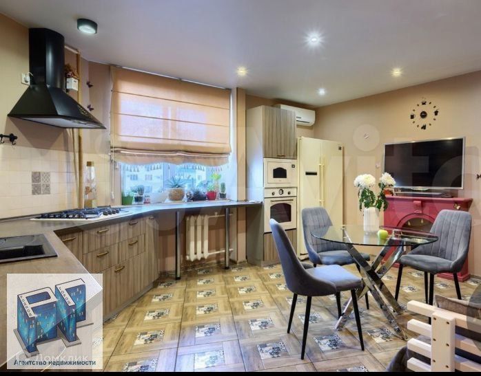 Продаётся 2-комнатная квартира, 72.3 м²