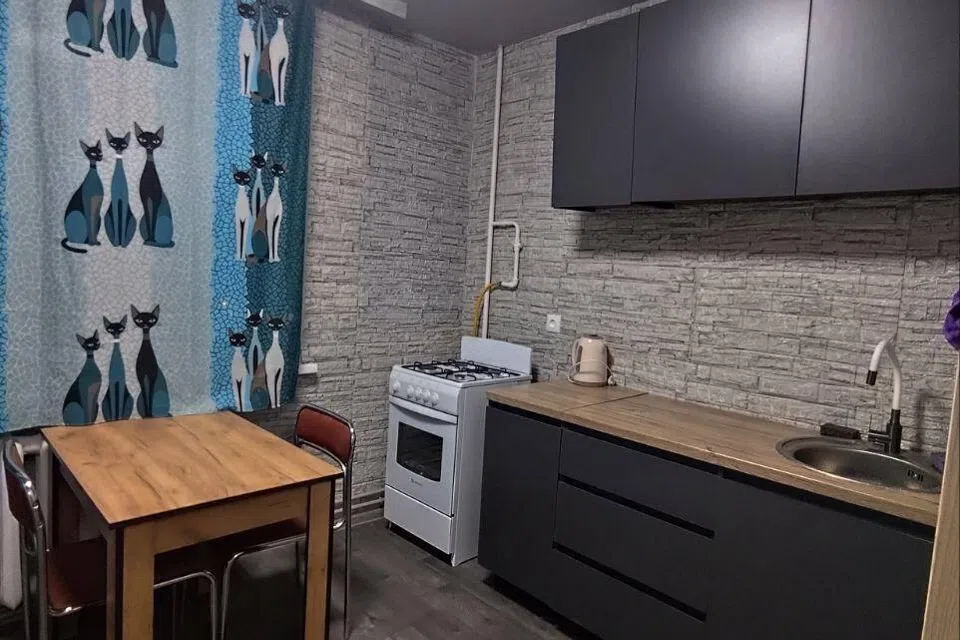 Сдаётся 1-комнатная квартира, 35 м²